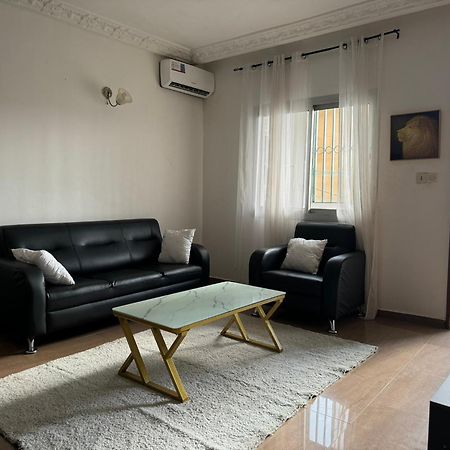 Appartements Modernes, Wifi, Tv - Yaounde, Omnisports Luaran gambar
