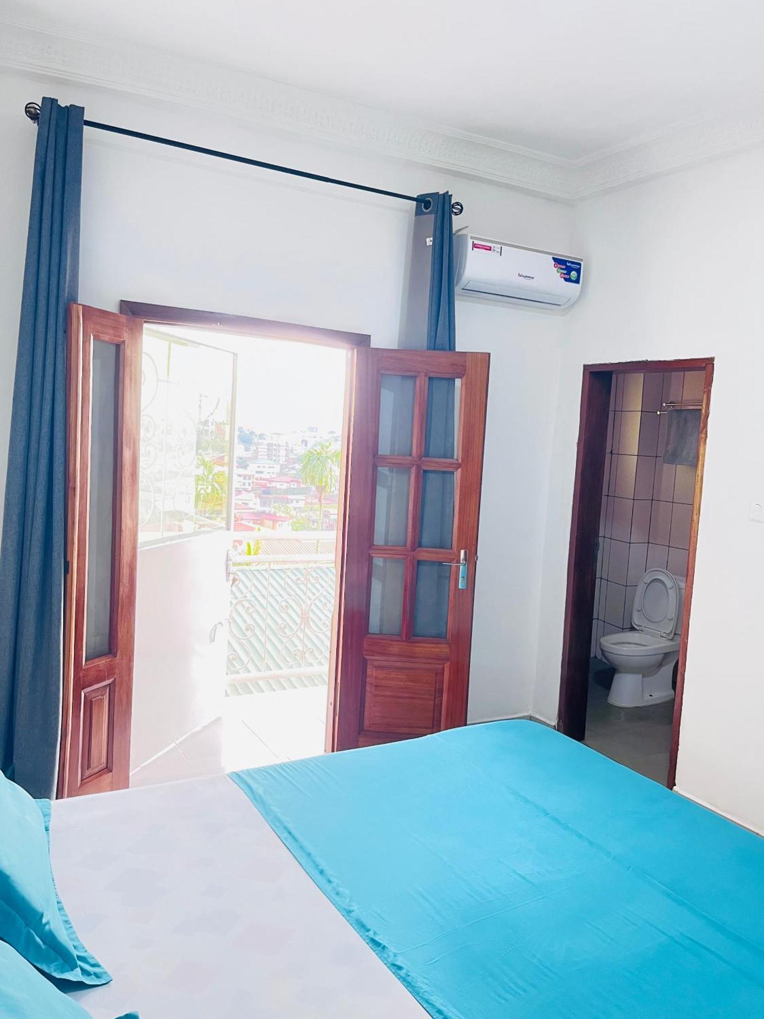 Appartements Modernes, Wifi, Tv - Yaounde, Omnisports Luaran gambar