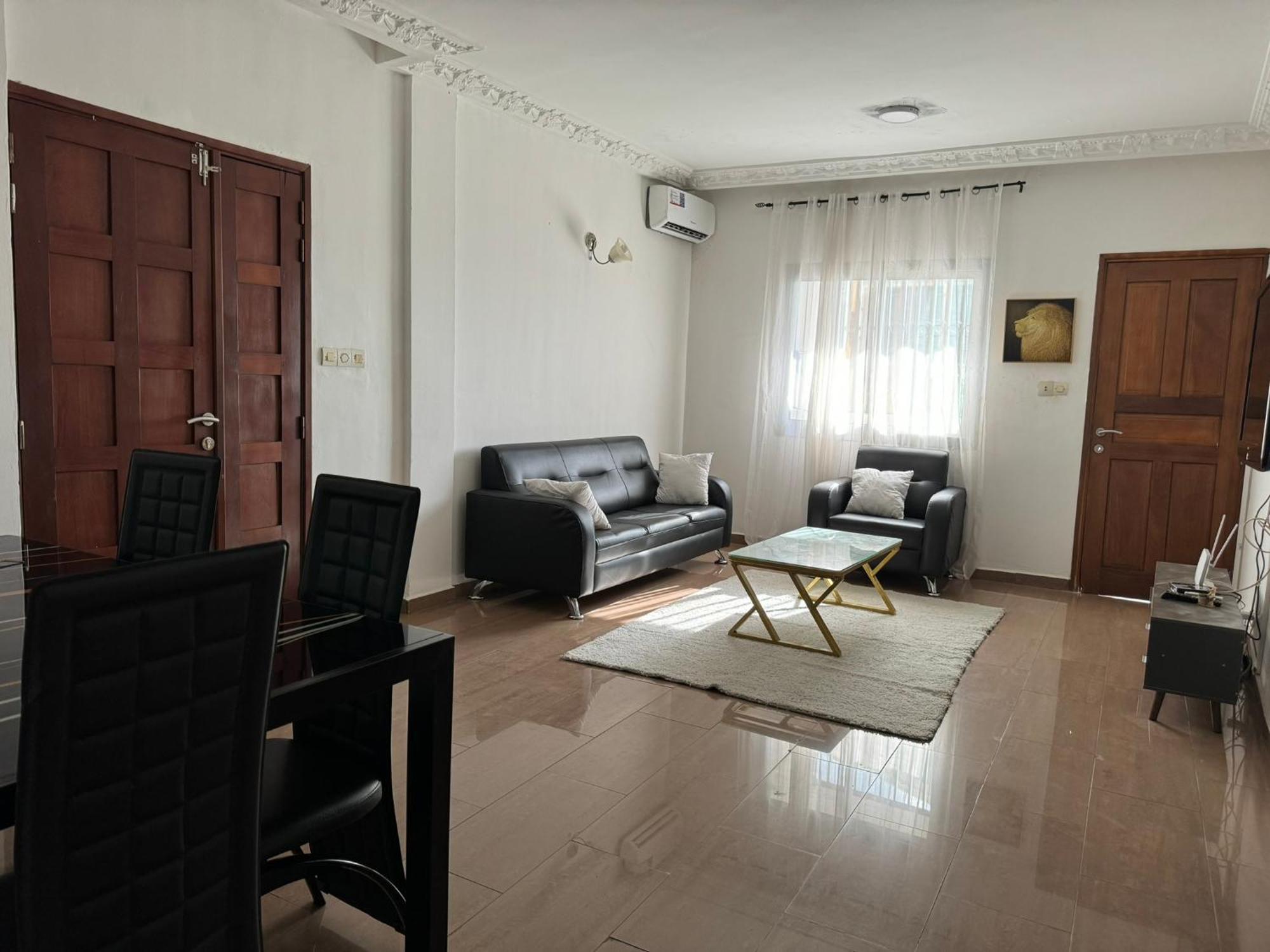 Appartements Modernes, Wifi, Tv - Yaounde, Omnisports Luaran gambar