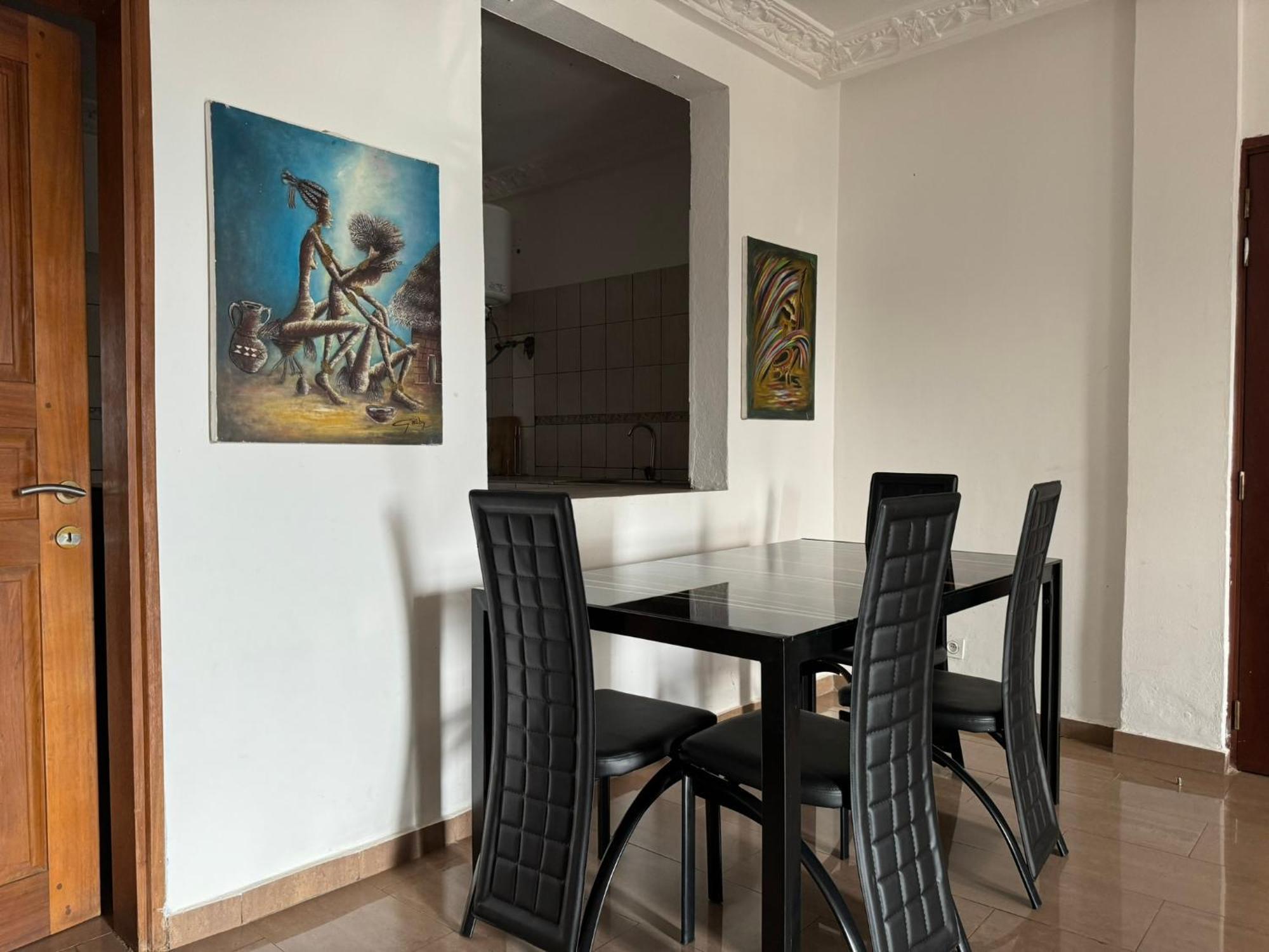 Appartements Modernes, Wifi, Tv - Yaounde, Omnisports Luaran gambar