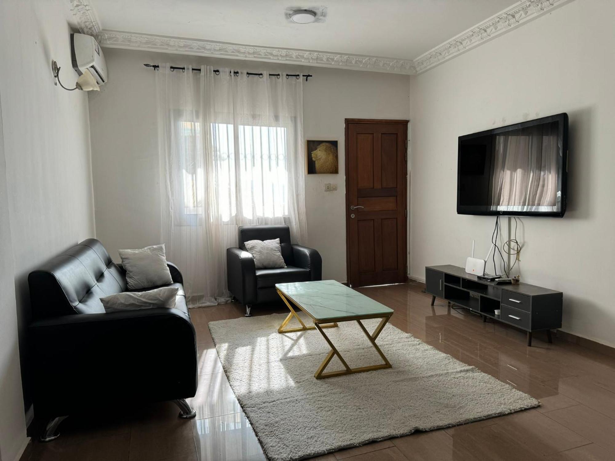 Appartements Modernes, Wifi, Tv - Yaounde, Omnisports Luaran gambar